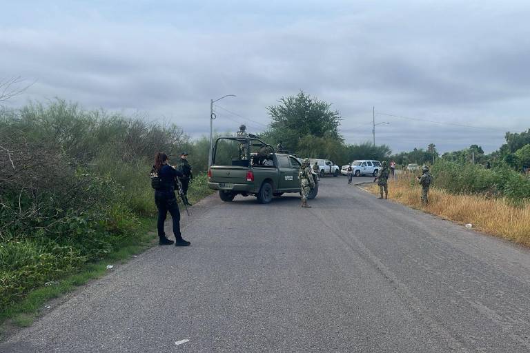 Hallan a persona asesinada y envuelto en plástico en un canal de Aguaruto, en Culiacán