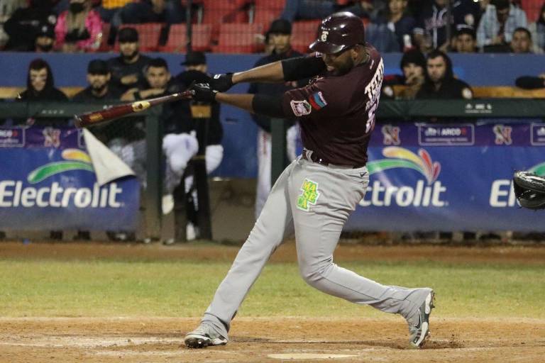 Ramiro Peña y Alberto Baldonado acercan a Tomateros a las semifinales