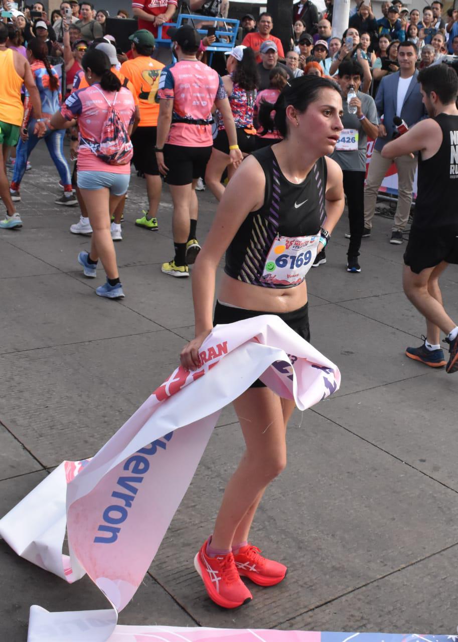 $!La clave fue mantener el ritmo: María Ruiz, ganadora del 21K