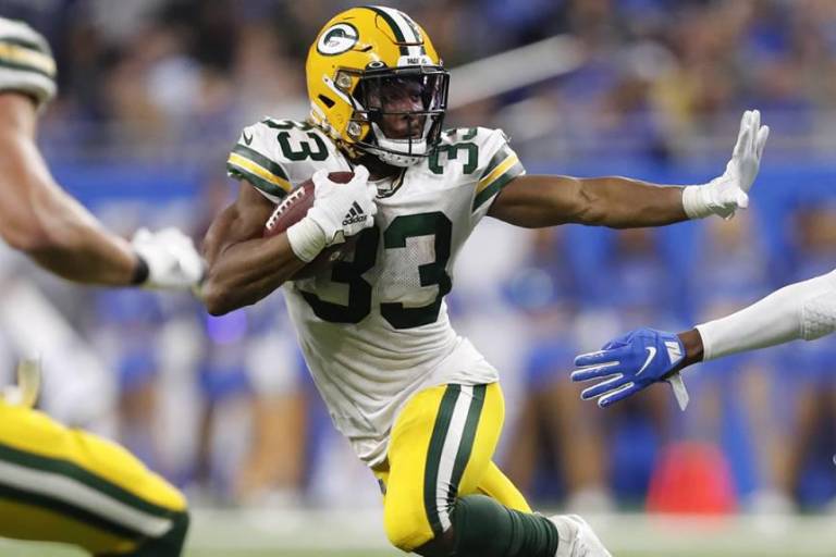 Gran reconocimiento para Aaron Jones, que seguirá con los Packers