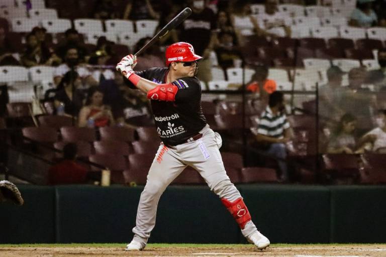 Venados de Mazatlán vence a Tomateros de Culiacán y se quita la barrida