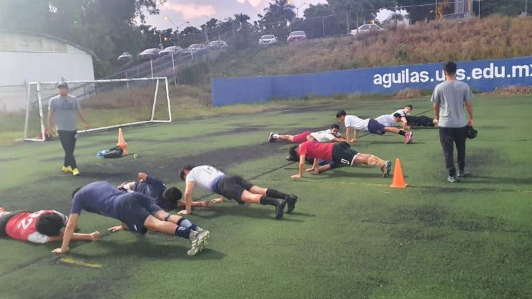 El futbol uaseño reanuda entrenamientos.