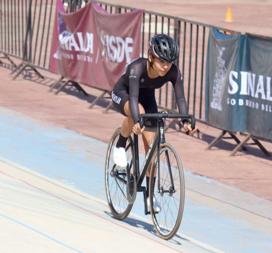 $!Los hermanos Enciso y Diana Álvarez dominan el velódromo de Culiacán