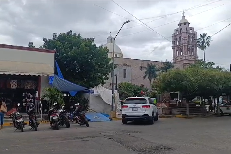 Registra Escuinapa apagón general por lo que comercios atienden entre penumbras