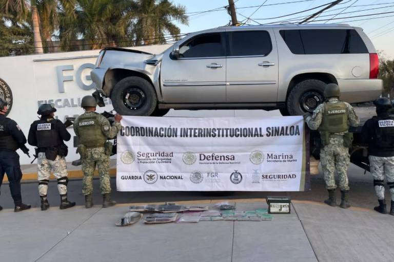 Hallan militares Cadillac blindada en El Quemadito; había armas y municiones dentro