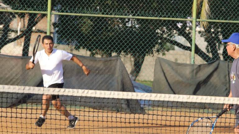 Rosendo Gordillo y Javier González vencen a Víctor Chong y Enrique Calderón.