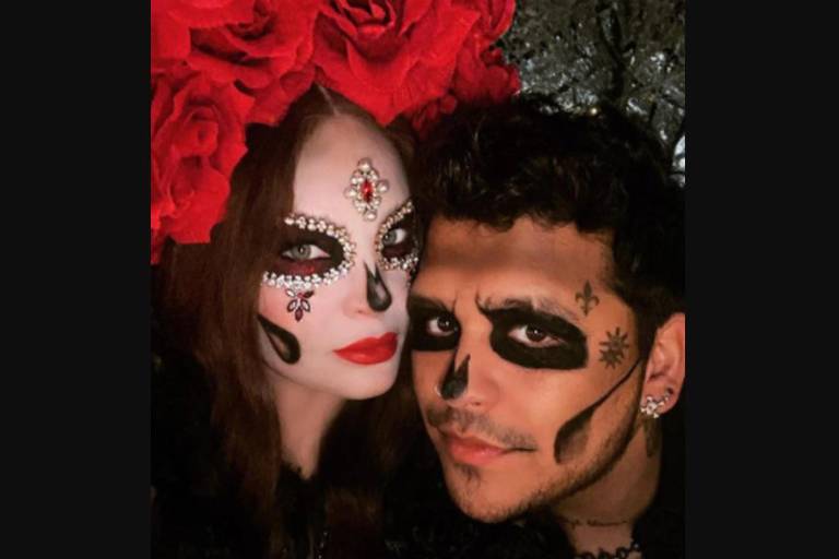 Christian Nodal y Belinda sorprenden con maquillaje de catrín en el festejo de Cristy Nodal