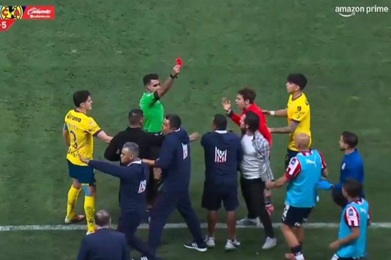 Chivas apelará expulsión de Gerardo Espinoza en el Clásico Nacional