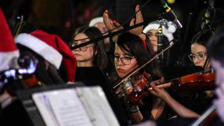 Alexa Priscila Tirado comenzó sus estudios de música en Navolato, pero se fue a vivir a Culiacán para seguir preparándose.
