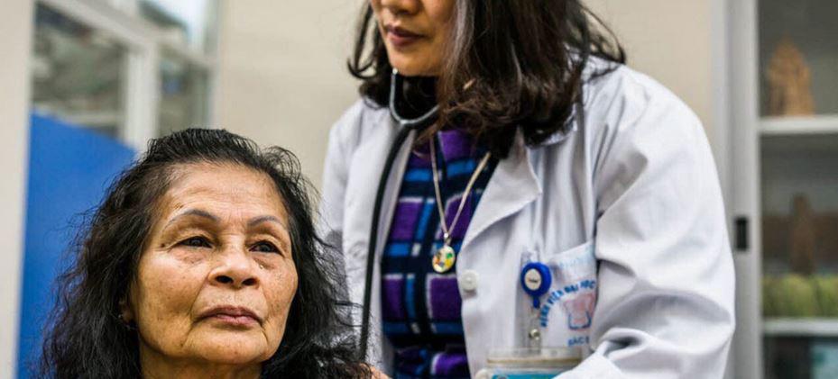 $!La Cobertura Universal de Salud se basa en una sólida atención primaria de salud y en servicios construidos en torno a las necesidades de las personas y las comunidades.