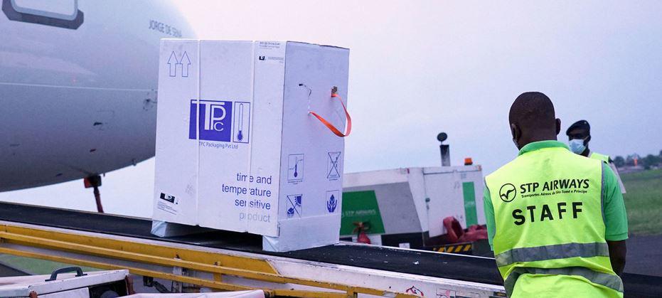 $!Las vacunas contra el Covid-19 llegan a Santo Tomé a través de las dependencias de COVAX.