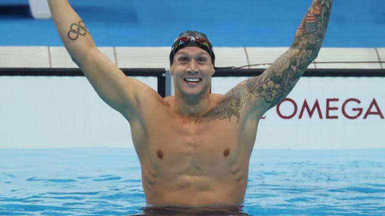 El estadounidense Caeleb Dressel, oro en 100 m estilo libre y consigue récord olímpico