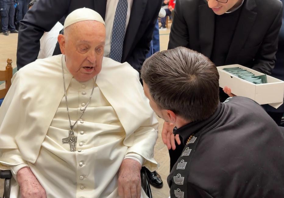 $!El Papa Francisco se reúne con 70 detenidos en la prisión romana de Regina Coeli por Jueves Santo