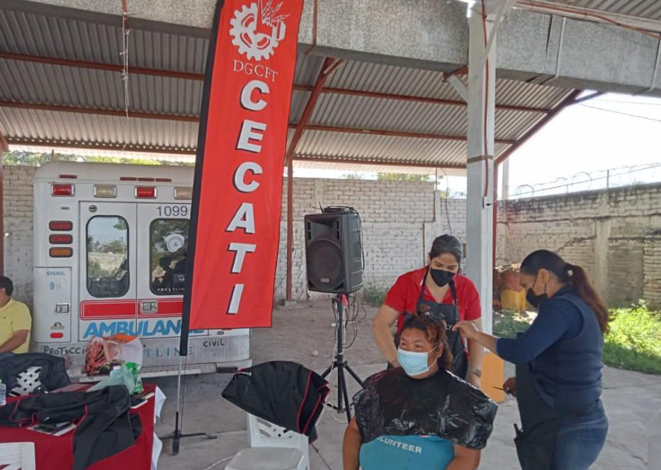 $!Realizan DIF Escuinapa y Ayuntamiento jornada de salud en Palmillas