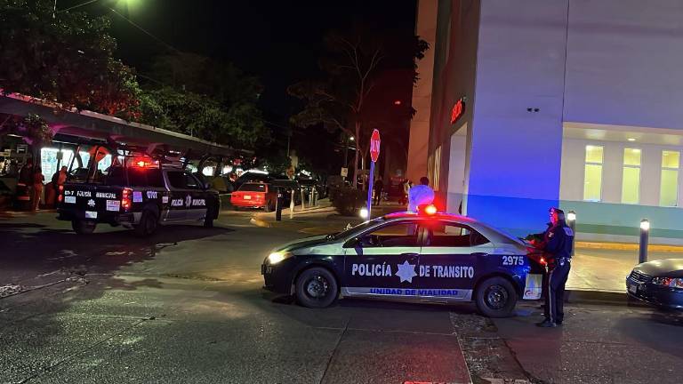 El hombre herido en el asalto ocurrido este sábado a un costado del fraccionamiento Montecarlo fue trasladado a un hospital.