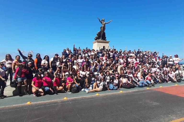 Las damas bikers se hacen sentir en el malecón de Mazatlán