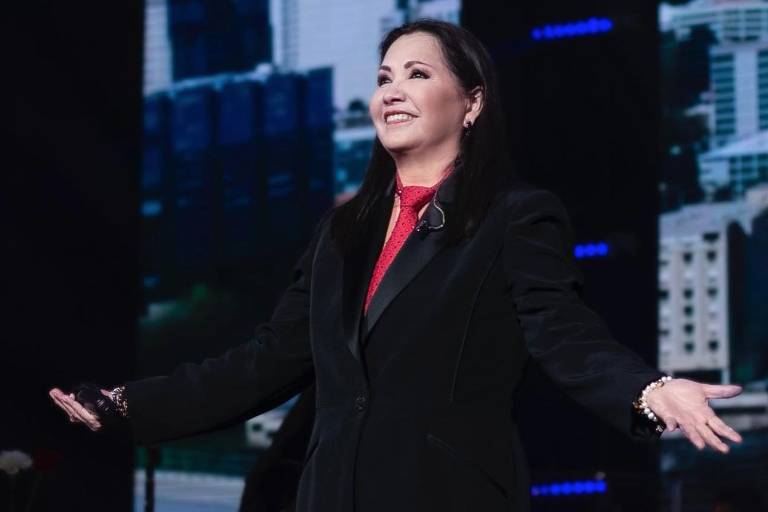 Traerá Ana Gabriel ‘Un Deseo Más Tour’, un show único a Culiacán