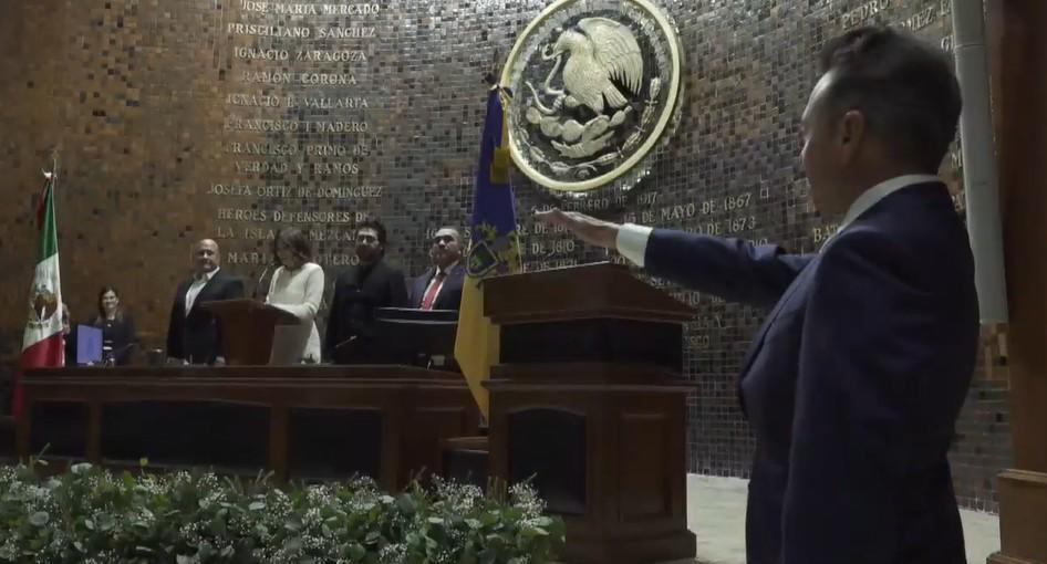 $!Pablo Lemus toma posesión como Gobernador de Jalisco; hará equipo con Sheinbaum, dice
