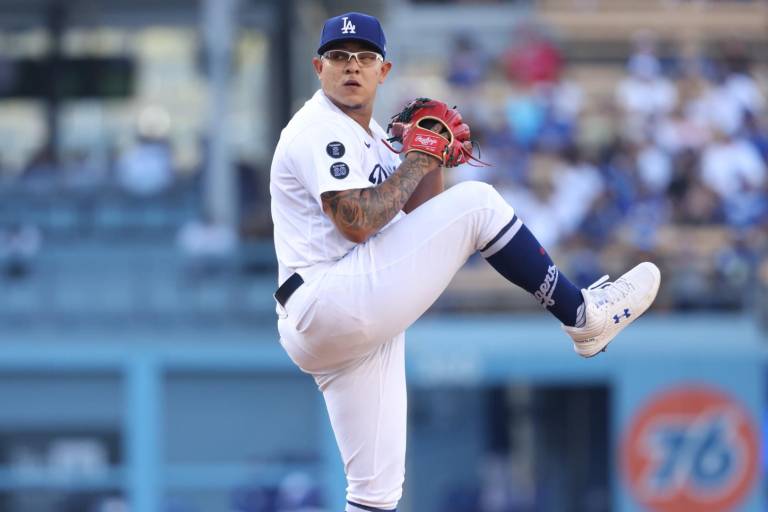 Julio Urías se va sin crédito ante los Angelinos de Anaheim
