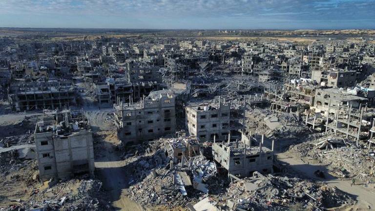 Gran parte de Gaza yace en ruinas tras 15 meses de bombardeos.