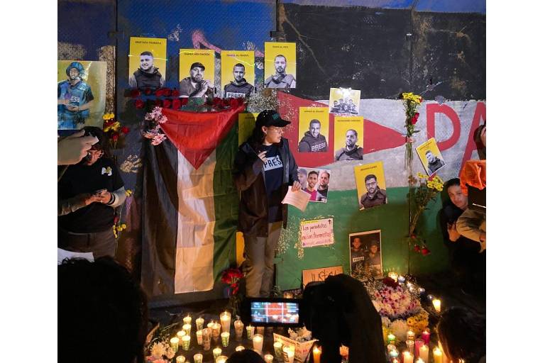 Realizan en la CDMX velada en memoria de periodistas asesinados en Gaza