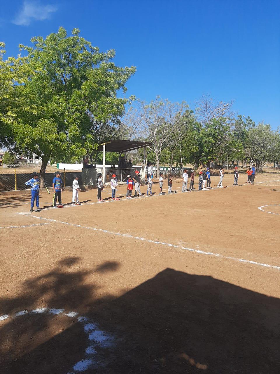 $!El Rosario doblega a La Pedregosa en la Liga Pelikanos