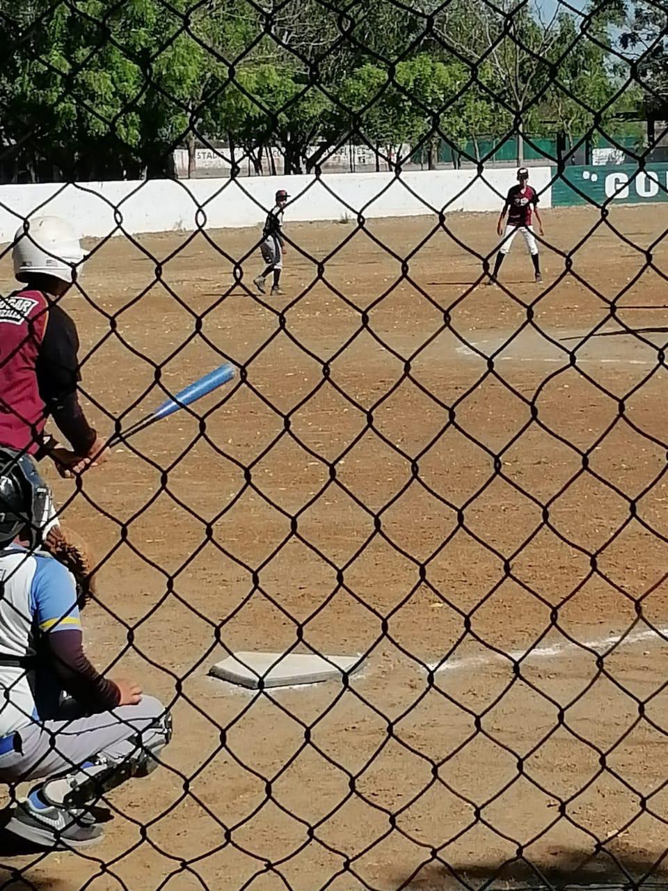 $!El Rosario doblega a La Pedregosa en la Liga Pelikanos