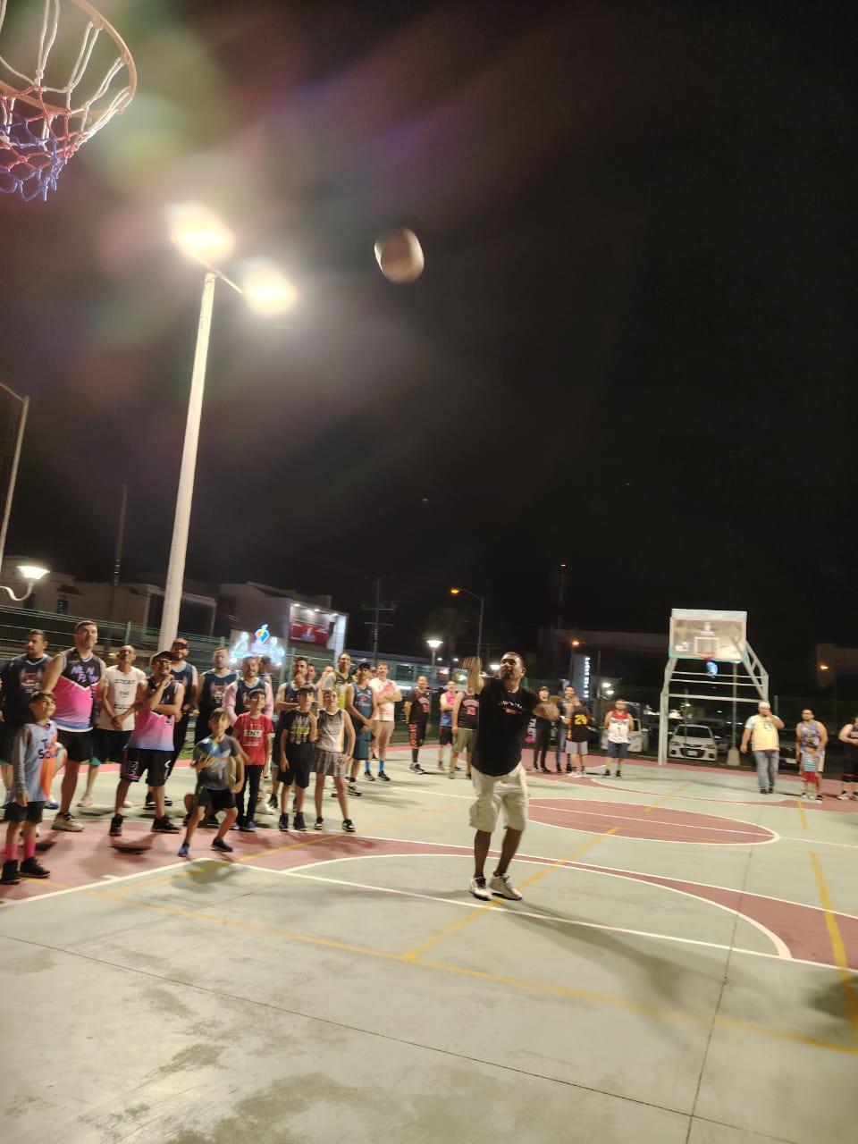 $!Inauguran Cuarta Edición de la Liga de Baloncesto Parque Lineal