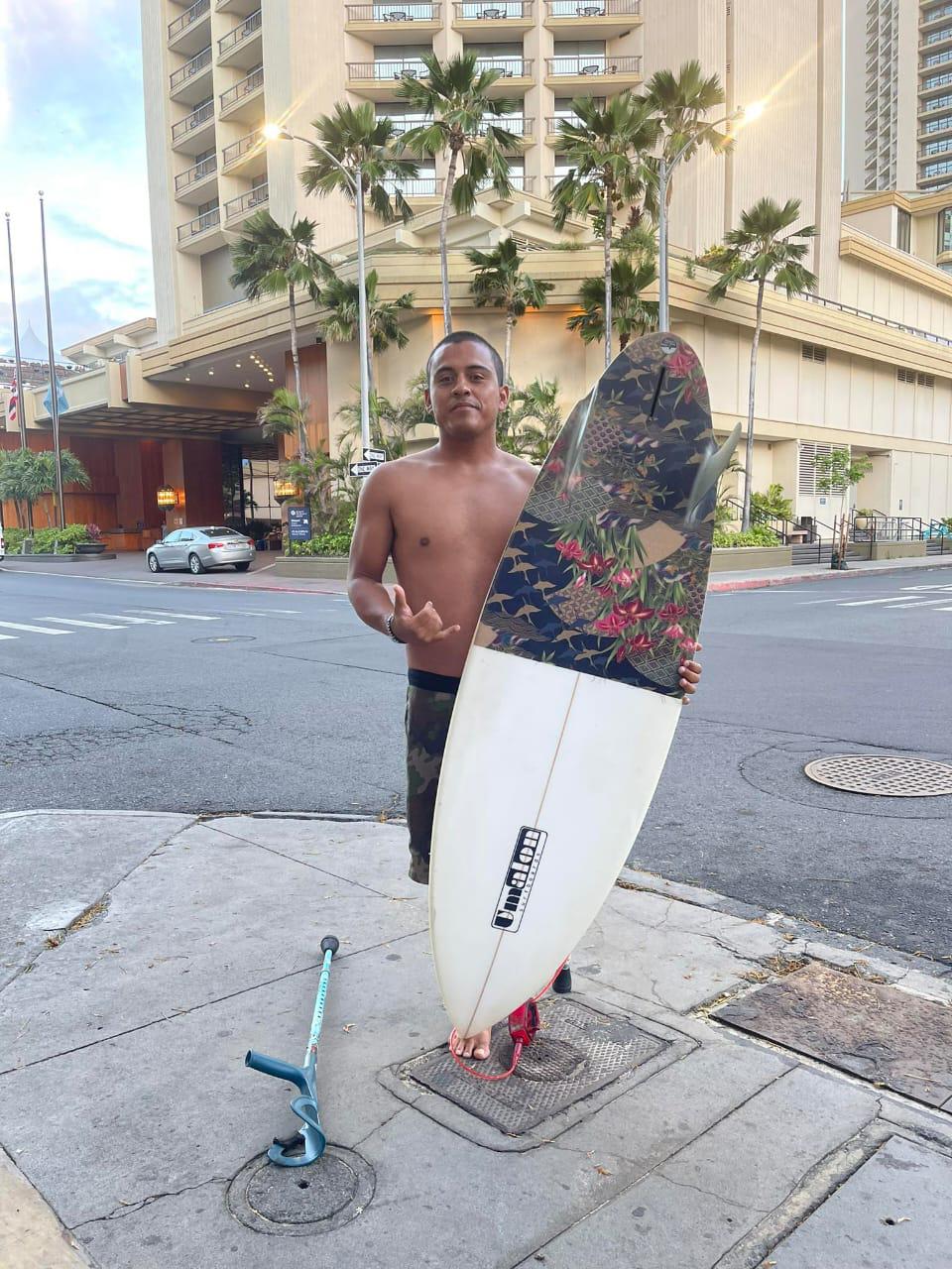 $!Clasifica mazatleco Martín Díaz a final del Hawaii Adaptative Surfing