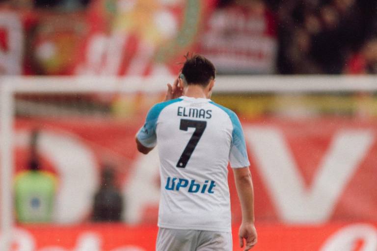 Napoli concede su cuarta derrota de la temporada