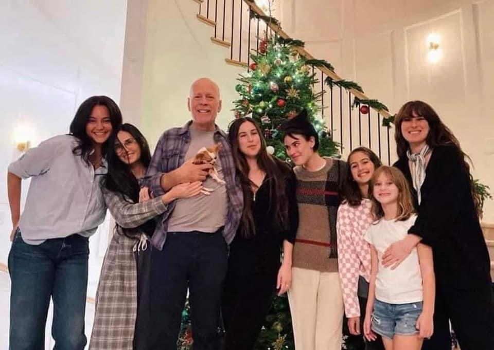 $!Reparte el actor Bruce Willis su fortuna en un nuevo testamento para su familia, incluida Demi Moore