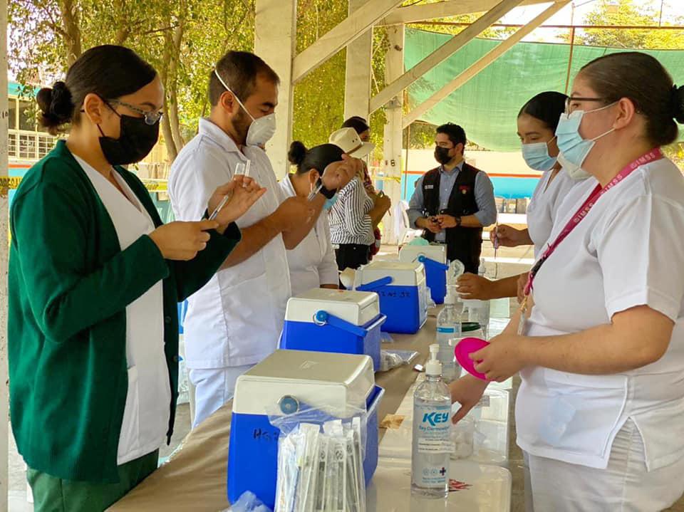 $!Activan cuatro centros de vacunación en Guasave