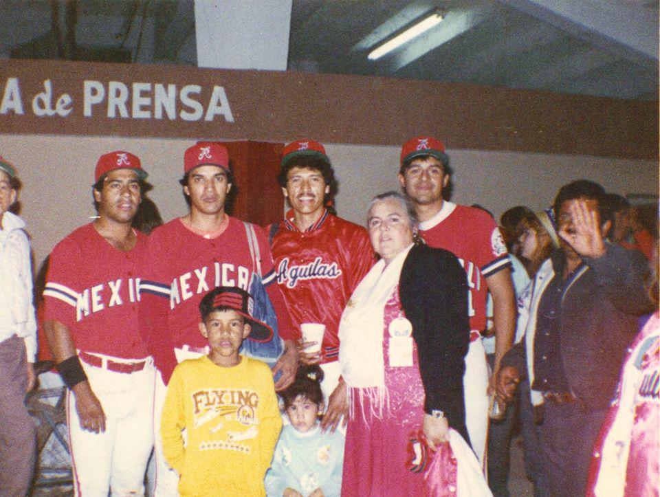 $!Juanita Pérez en sus tiempos de directiva de Águilas de Mexicali.