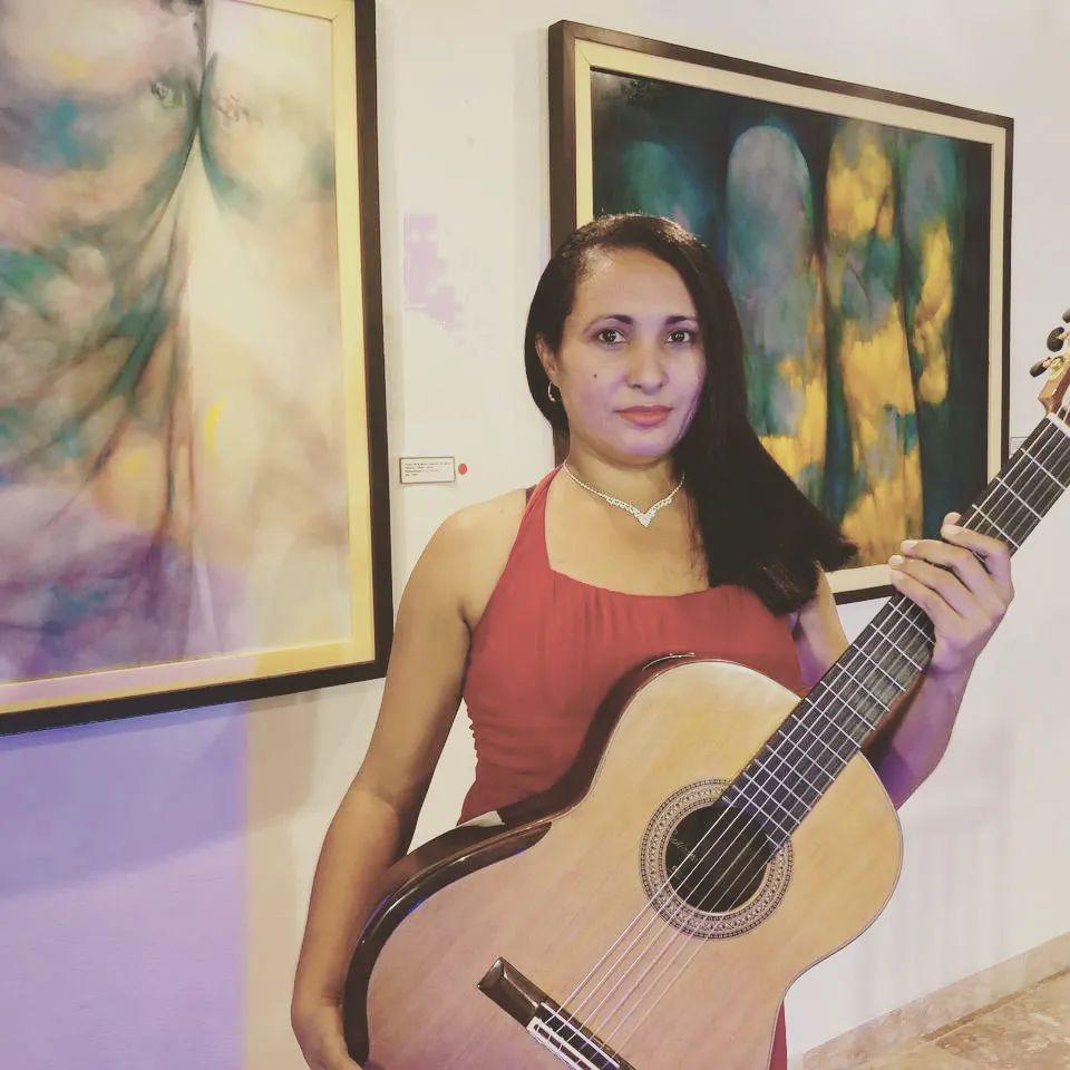 $!Ariadna Cuéllar, de Cuba.