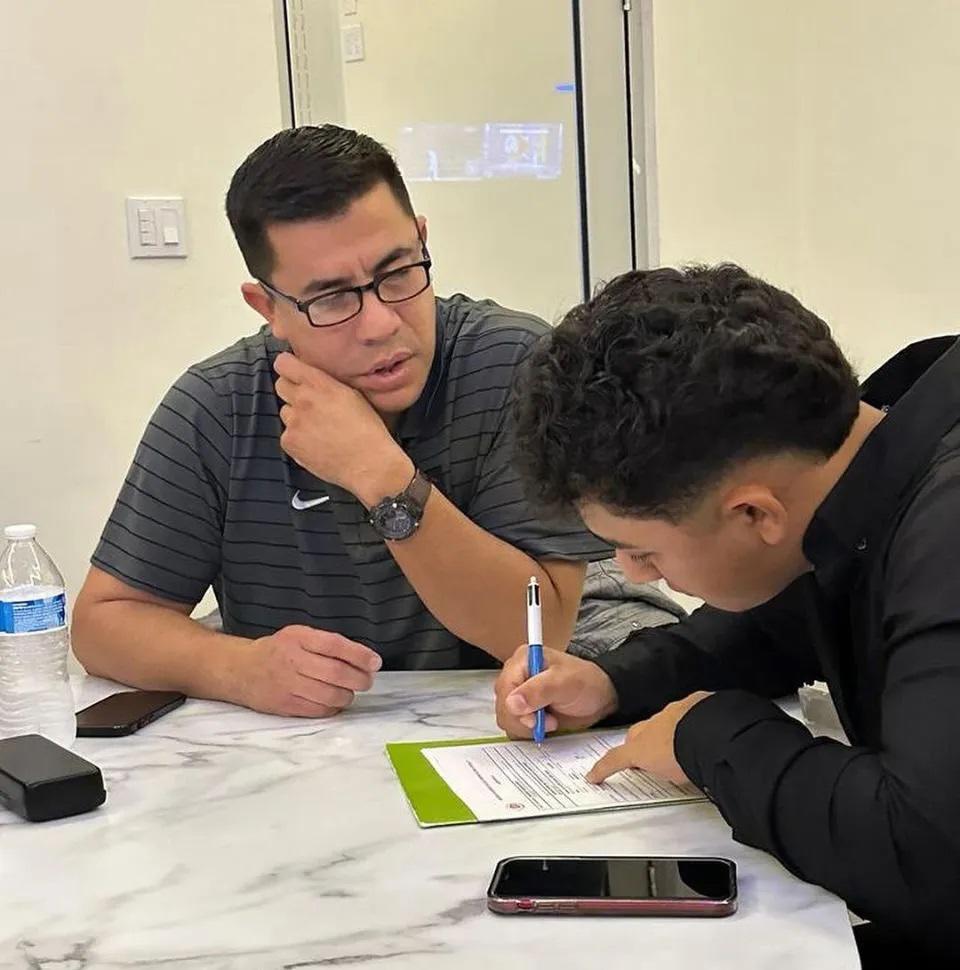 $!Rojos de Cincinnati firma a prometedor prospecto de Algodoneros