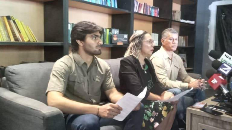 Denise Aurora Díaz Quiñónez habla de las irregularidades que se cometen en el proceso interno de la UAS.