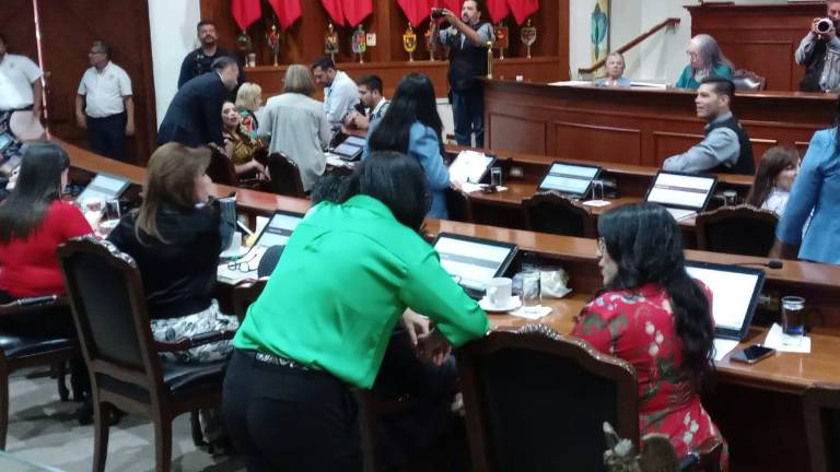 El Congreso de Sinaloa no sancionará a dos diputados que tuvieron una discusión que casi los lleva a los golpes.