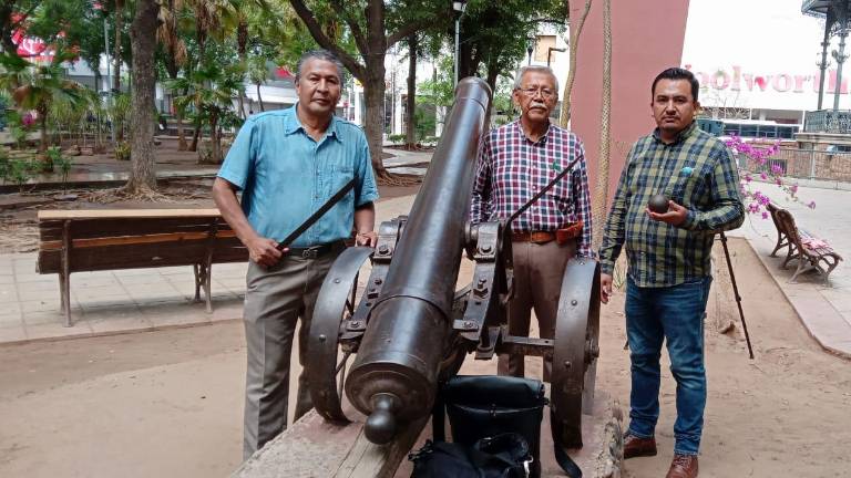 Habitantes de Navolato buscan que el monumento de Antonio Rosales sea trasladado a San Pedro.