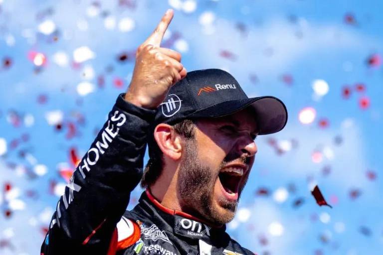 Daniel Suárez hace historia: Es el primer nacido en México en ganar carrera de la NASCAR