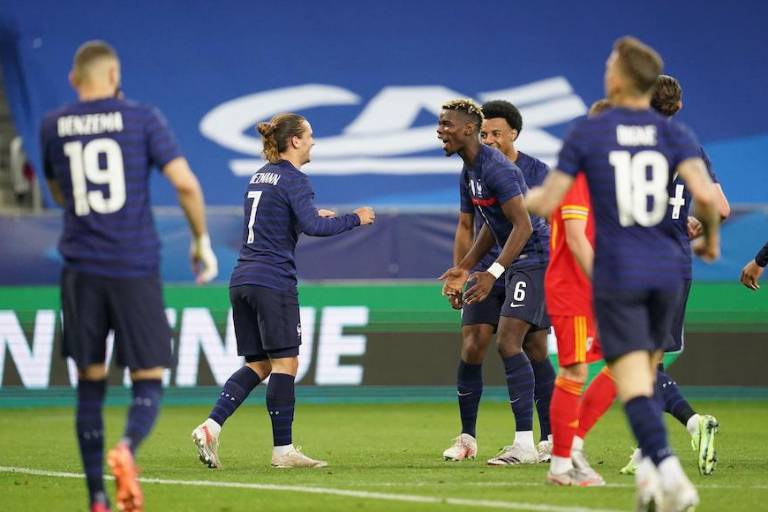 Mbappé y Griezmann eclipsan el regreso de Benzema con Francia
