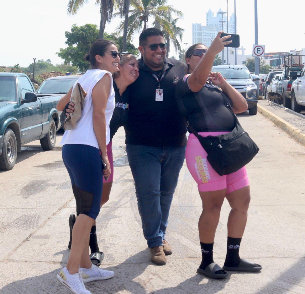 $!Completa grupeta de ‘Rodando Seguras por Sinaloa’ sus primeros 189 kilómetros