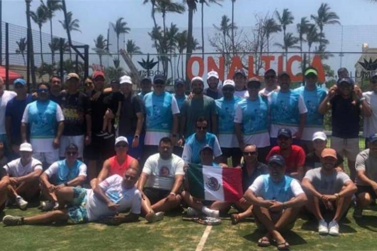 Surgen campeones de Torneo Pádel Mazatlán