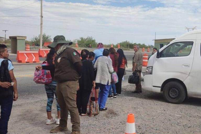 Deporta INM a refugiados y solicitantes de asilo en México; ‘transgrede principio de no devolución’