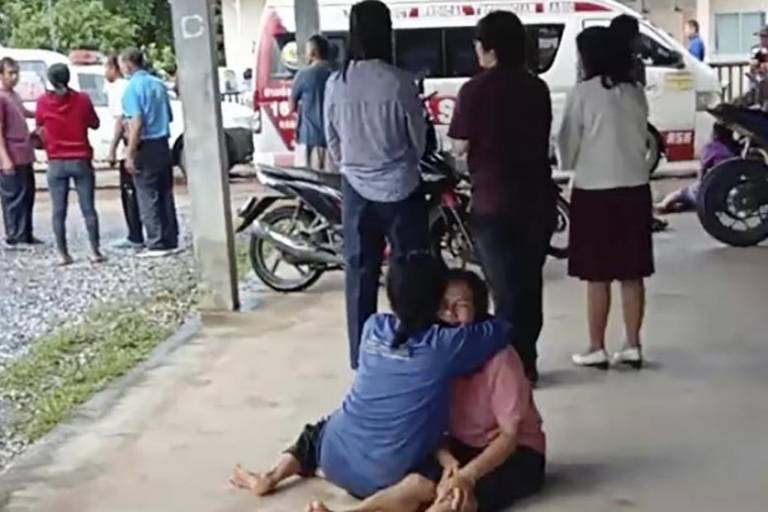 Ex policía ataca guardería en Tailandia y asesina a 35 personas; 22 eran niños