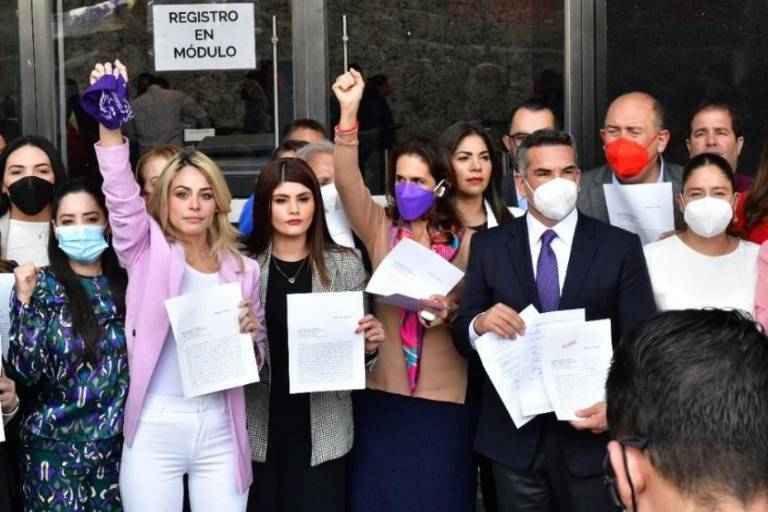 TEPJF inscribe a Layda Sansores en ‘lista negra’ por violencia política