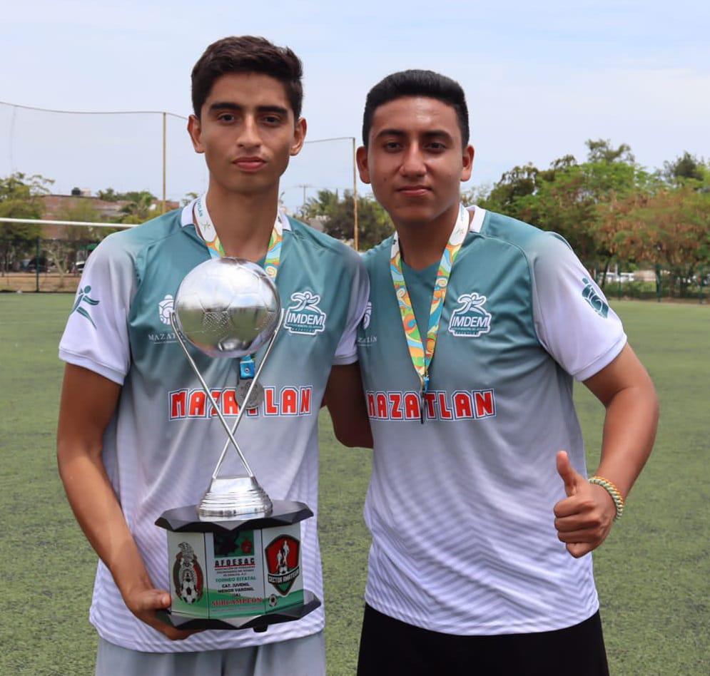 $!Ahome Municipal se corona campeón estatal de la Primera Juvenil