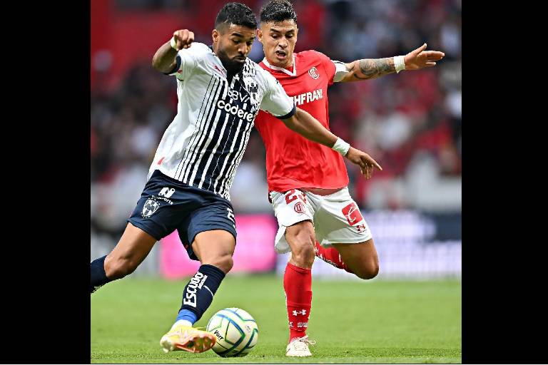 En duelo en la cima, Toluca y Rayados se reparten puntos